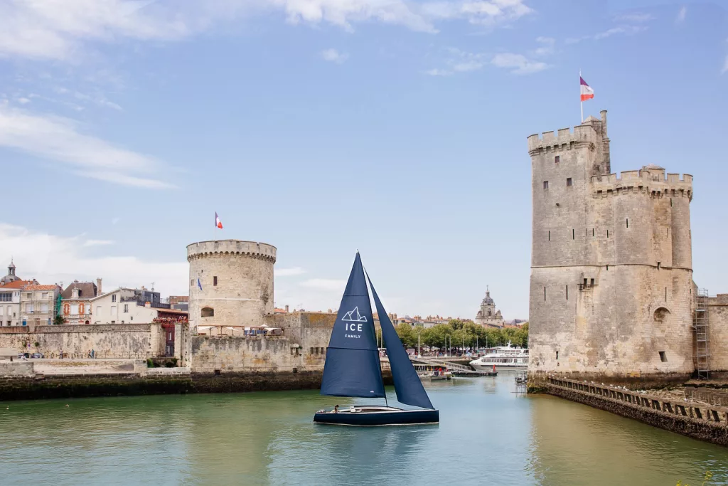 Spoiler alert : après Bordeaux & Lyon, Ice Family largue les voiles direction la Porte Océane ⛵️