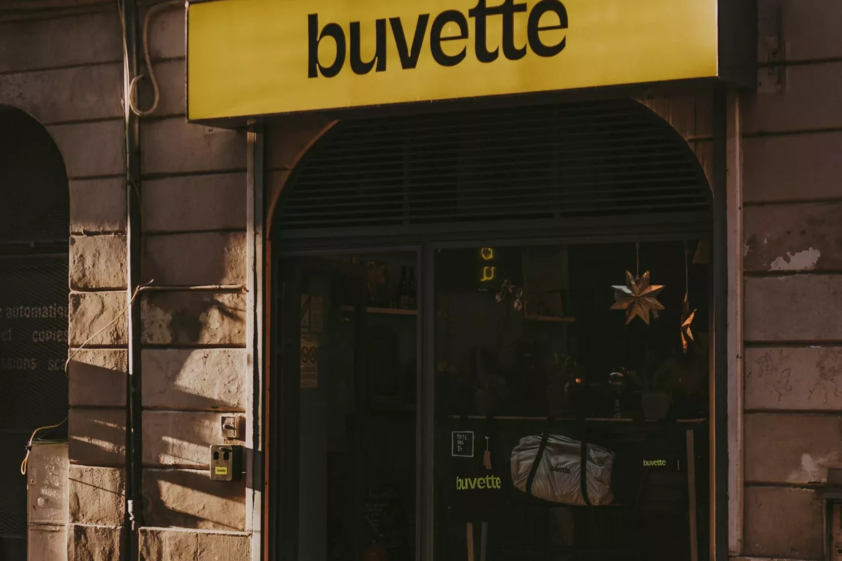 Bars à Toulouse : comment sécuriser son stock de glaçons l’été