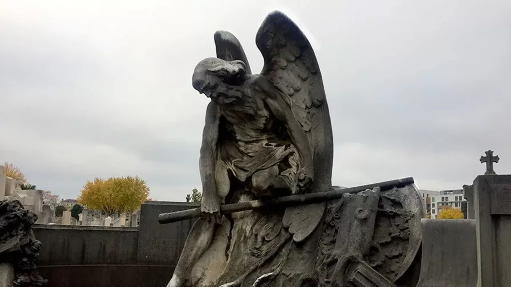 Le cimetière de la Guillotière : une promenade hors du temps-ice-family-glaçons